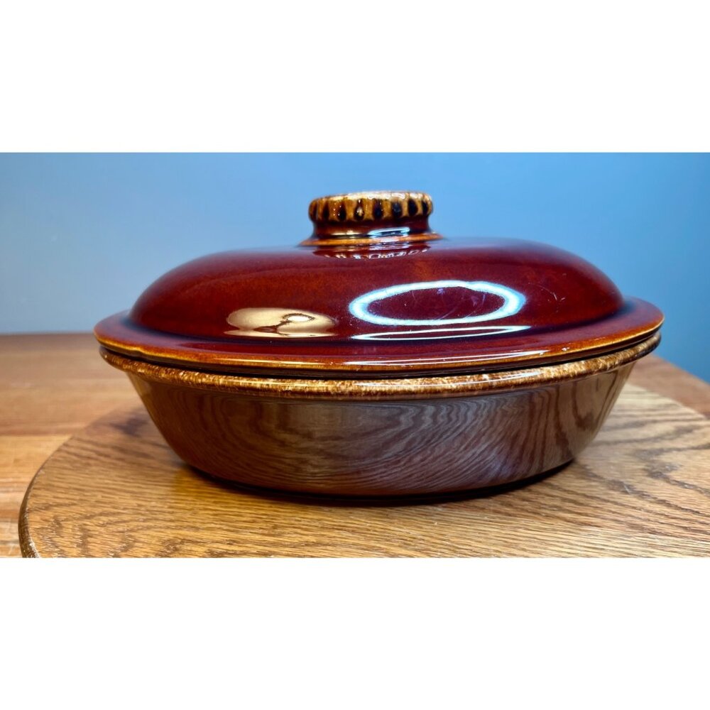 Vintage Hull Pottery Oven Proof Brown Drip Glaze  1 Quart Covered Oval Baker Mad